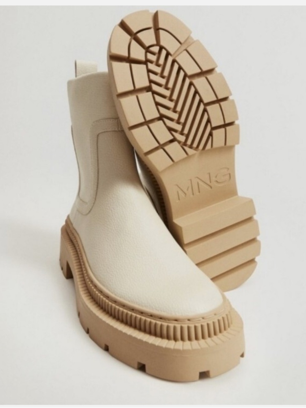 Mango Track Outsole Cream Pull-On Lug Sole Chelsea Boots